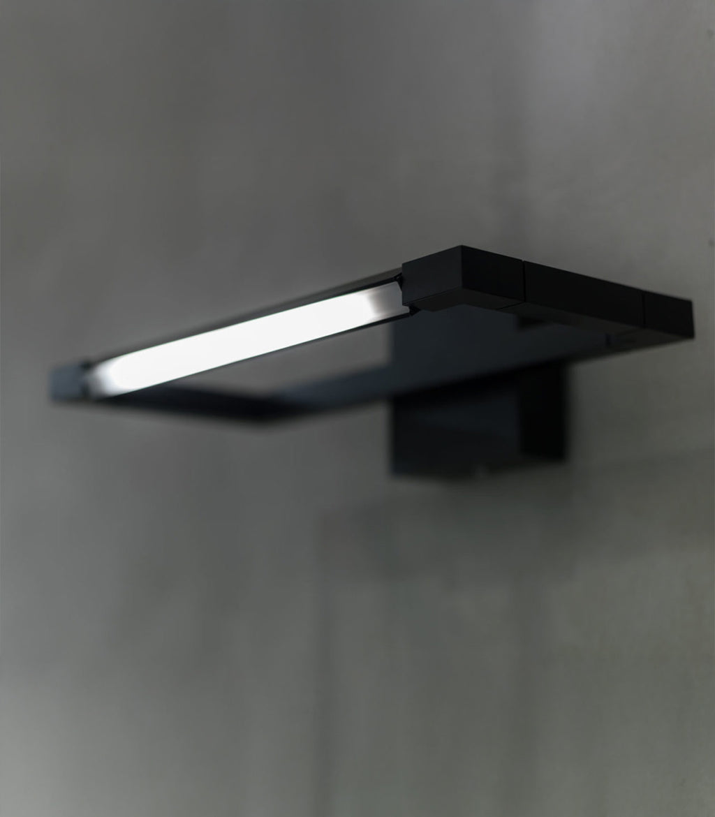 Spigolo Wall Light