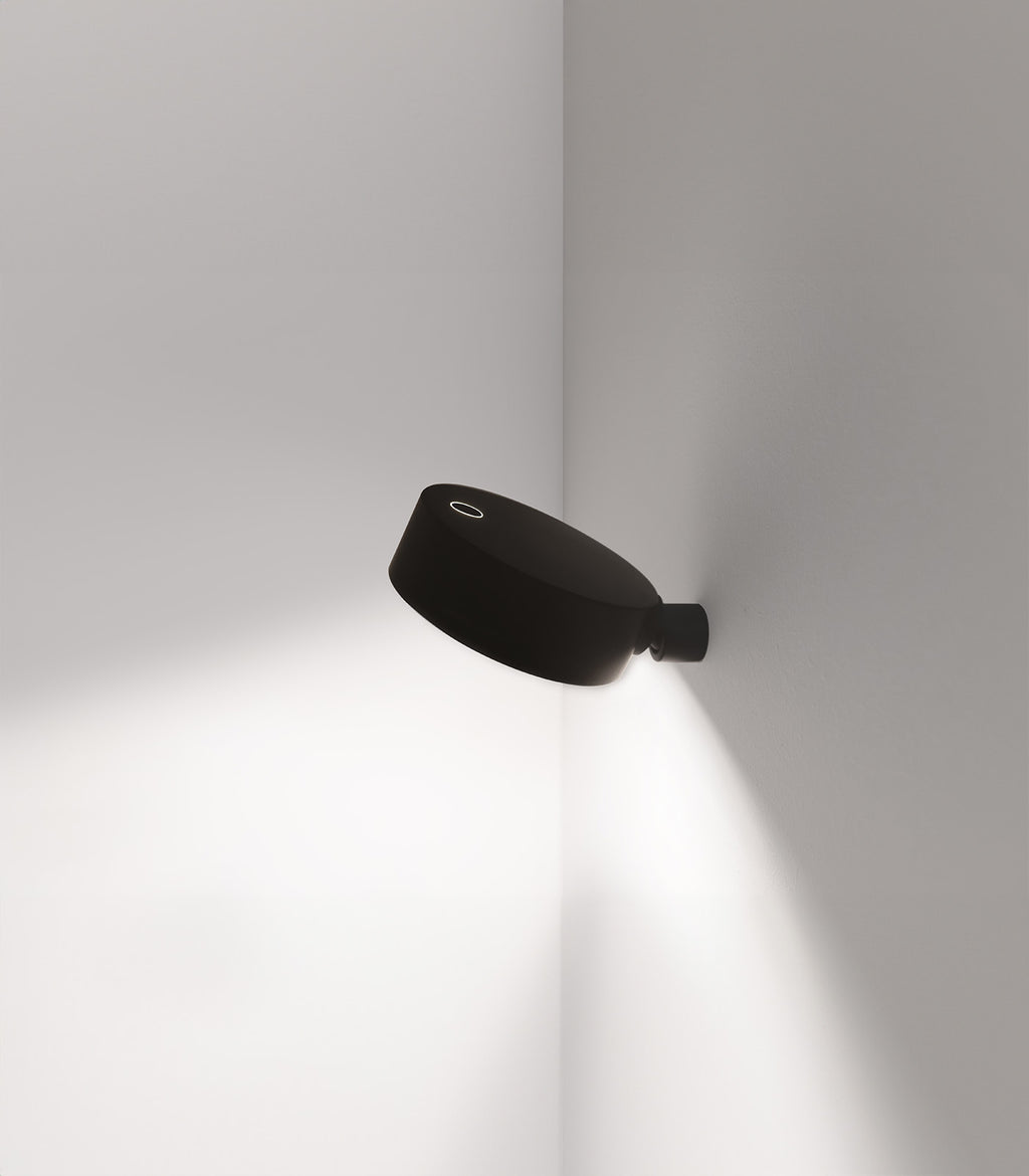 Super O Wall Light
