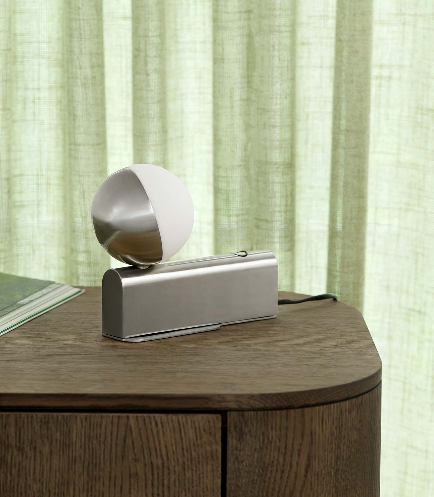 Balancer Mini Wall/Table Lamp