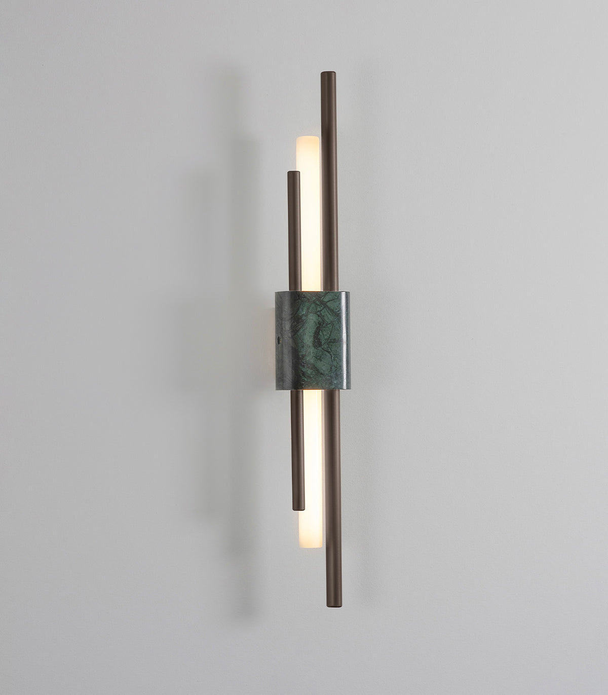 Tanto Wall Light