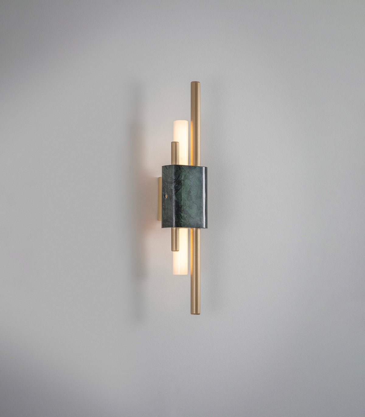 Tanto Wall Light