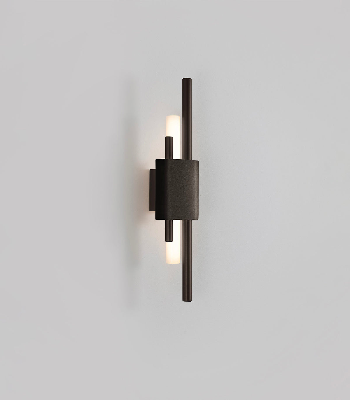 Tanto Wall Light