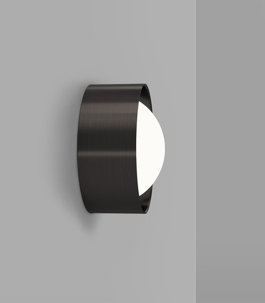 Dome Sur Wall Light