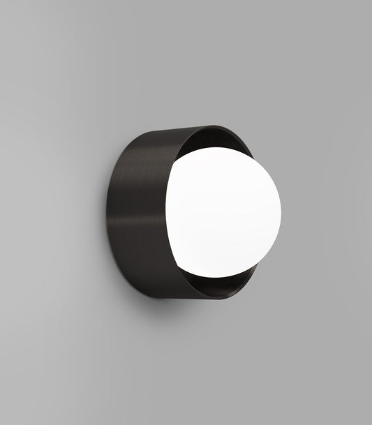 Orb Sur Large Wall Light