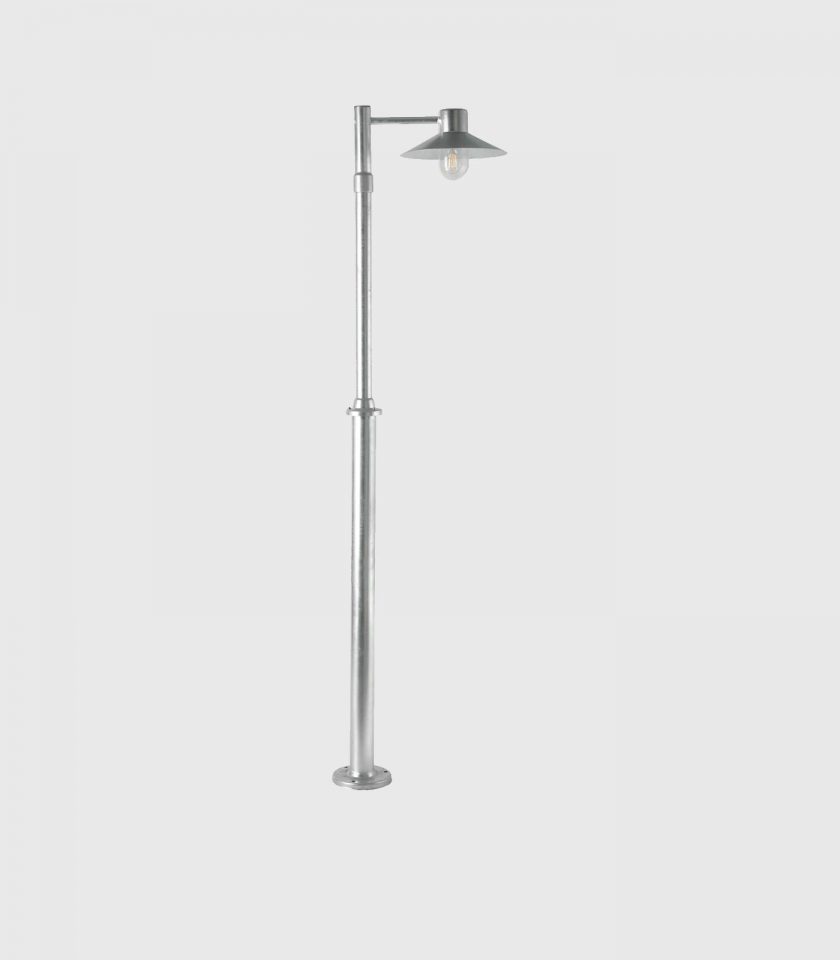 Lund Pole Light by Norlys