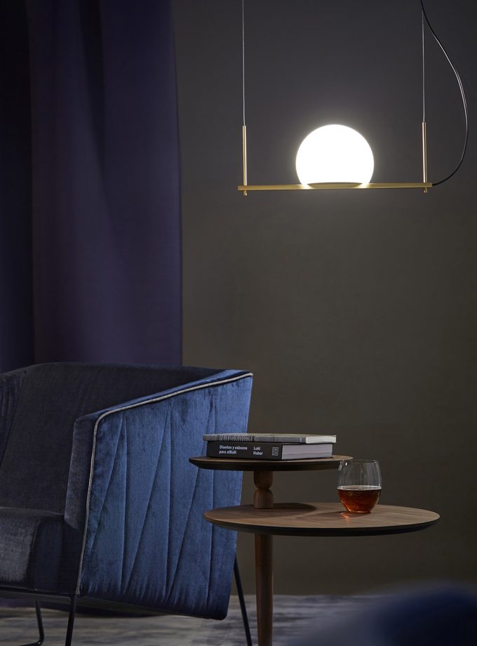 Circ Linear Pendant Light by Estiluz